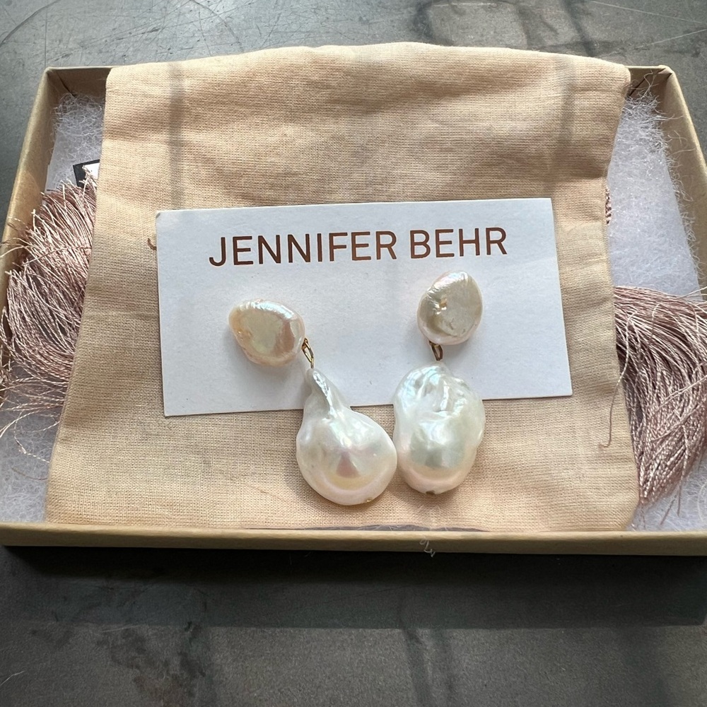 NEW JENNIFER BEHR moira pearl earrings